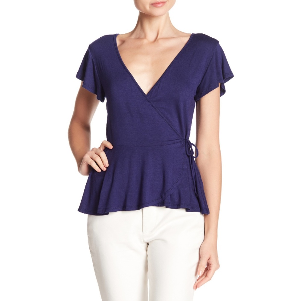 ⚡️SALE⚡️NWT Good Luck Gem Surplice V-Neck Wrap